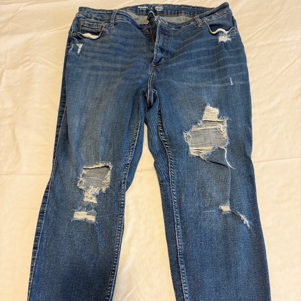 Old Navy Ripped Super Skinny Jeans